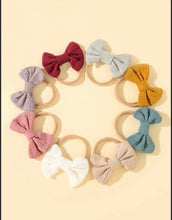 Load image into Gallery viewer, Baby Bow Headbands - Shameca Sweet Thangs
