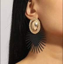 Load image into Gallery viewer, Black Spear Statement Earrings - Shameca Sweet Thangs
