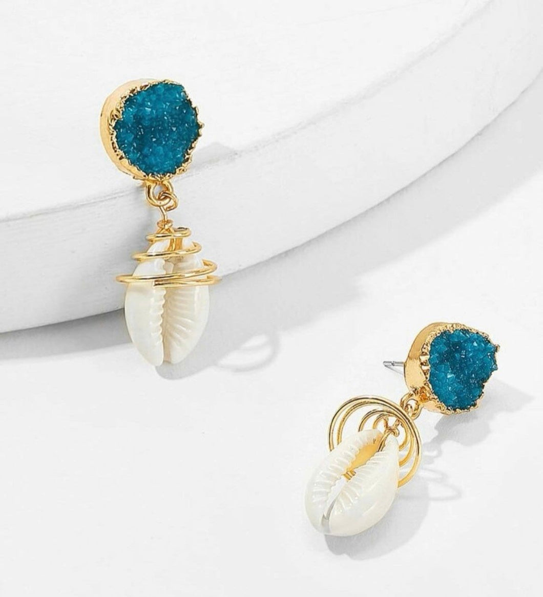 Seashell Dangle Earrings - Shameca Sweet Thangs