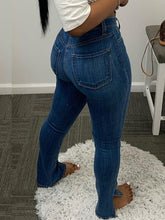 Load image into Gallery viewer, Side Slit Jeans - Shameca Sweet Thangs
